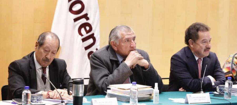 Adán Augusto entrega ‘Plan B’ de reforma electoral a los diputados Adán Augusto entrega ‘Plan B’ de reforma electoral a los diputados