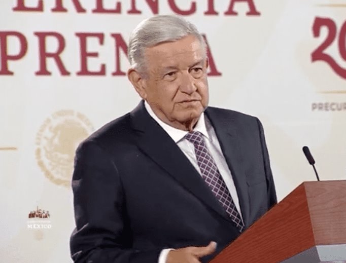 “Batea” AMLO a Xóchitl Gálvez; le niega espacio en ‘la mañanera’