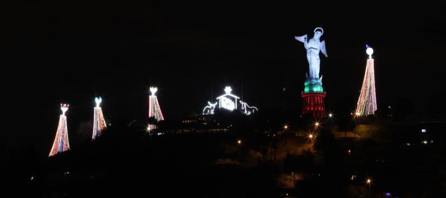 Encienden en Ecuador, el pesebre más alto de América Latina