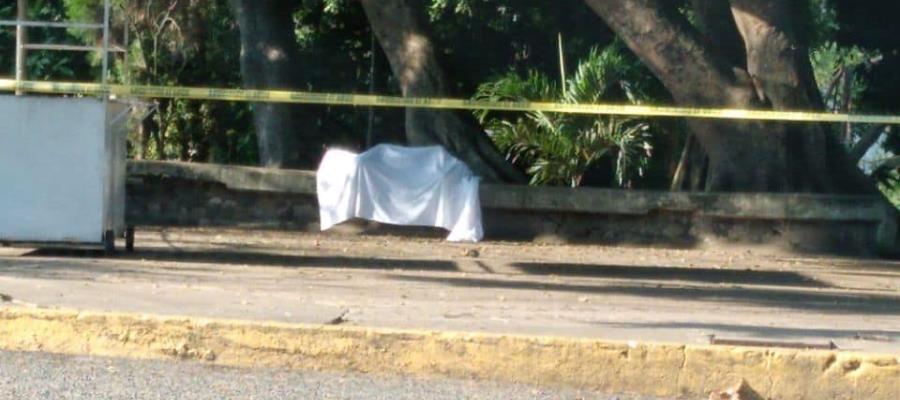 Fallece indigente en parque de la colonia Rovirosa