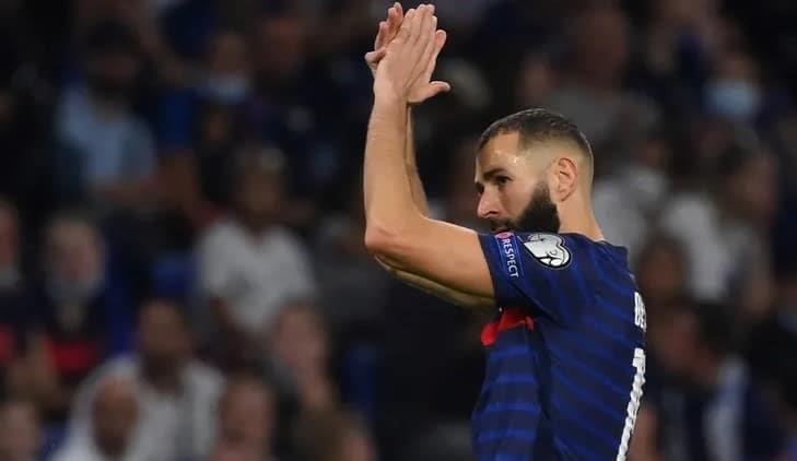 Benzema se retira de la selección de Francia