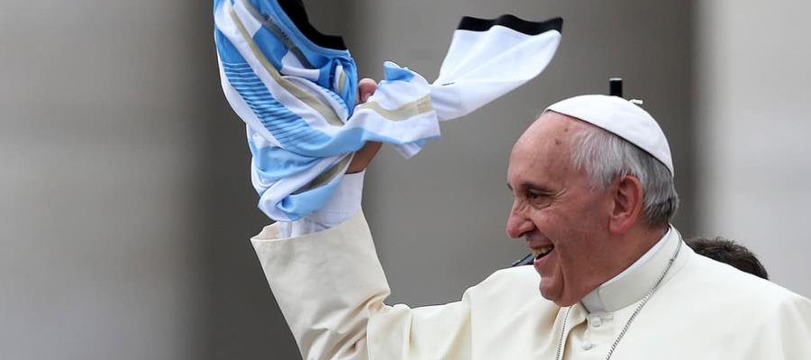 Papa llama a ganadores de la Copa del Mundo a celebrar con humildad