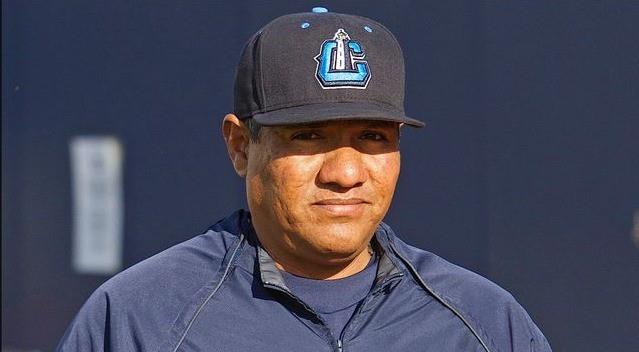 El mexicano Rigo Beltrán llega como coach de bullpen con los Cleveland Guardians