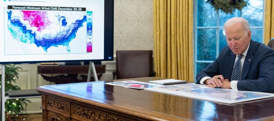 “Váyanse ahora si planean viajar”, aconseja Biden ante llegada de tormenta invernal a EE. UU.