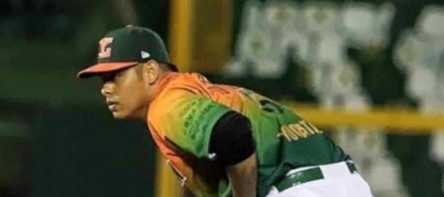 Olmecas se sigue reforzando, llega el pitcher David Gutiérrez