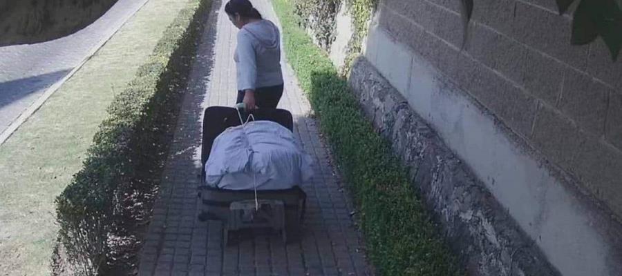 Captan a empleada doméstica robando joyas y dinero en Puebla
