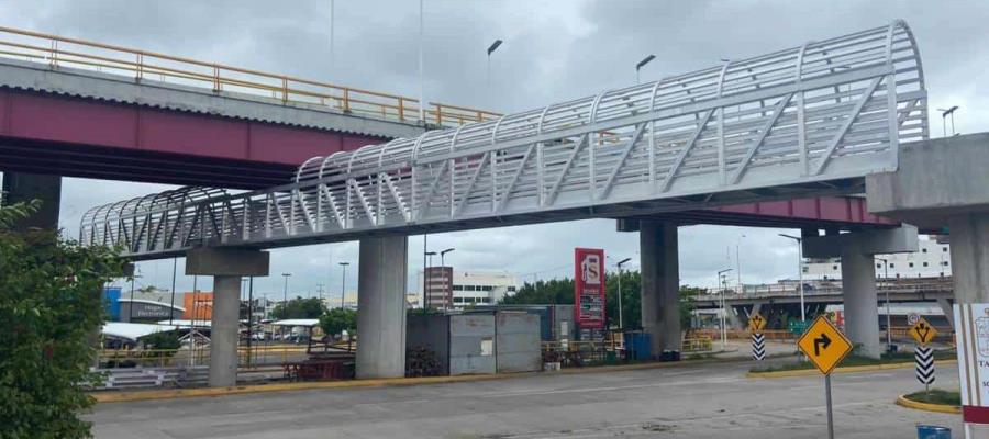 Nuevo puente peatonal de Universidad costó 9.3 mdp