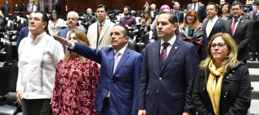 Carlos Joaquín González toma protesta como embajador de México en Canadá