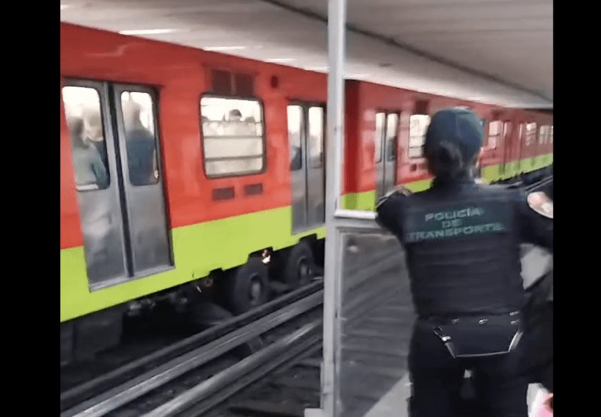 Se registra otra falla más; desalojan tren del Metro en estación La Raza