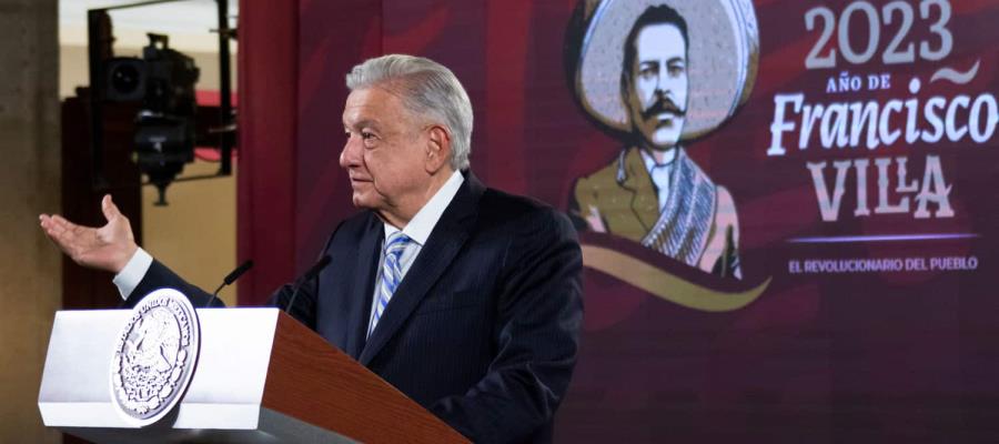 Rector se lavó las manos en tesis de ministra Esquivel: AMLO 