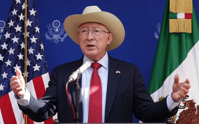 Llama Ken Salazar al Gobierno de México a trabajar juntos y desmantelar cárteles Llama Ken Salazar al Gobierno de México a trabajar juntos y desmantelar cárteles