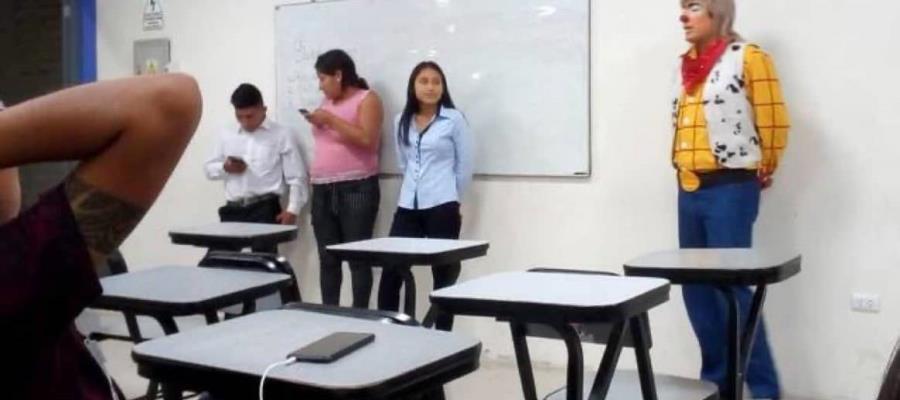 ¡Hombre y no payaso! Estudiante de derecho acude caracterizado a escuela para no llegar tarde a su show ¡Hombre y no payaso! Estudiante de derecho acude caracterizado a escuela para no llegar tarde a su show