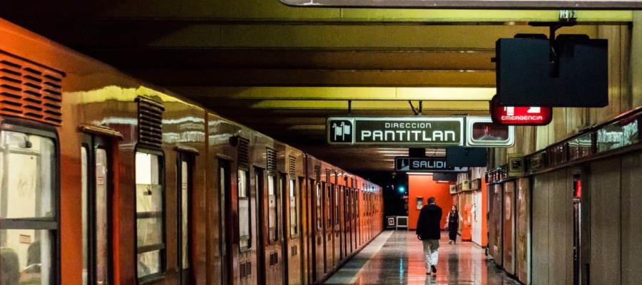 Usuarios reportan asalto en estación del Metro de CDMX; STC lo niega