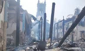 Lamenta Papa quema de iglesia en Myanmar; se une al llamado de obispos del país asiático por la paz
