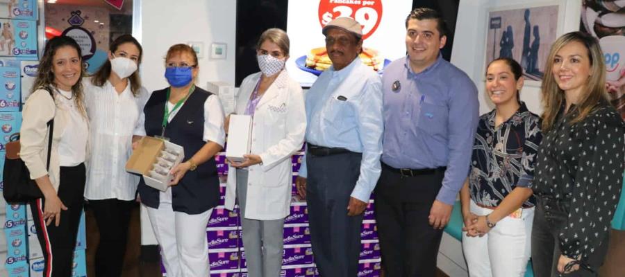 Entrega IHOP pañales, pediasure y catéteres a Fundación Los Ángeles del Mago Chong-Tall