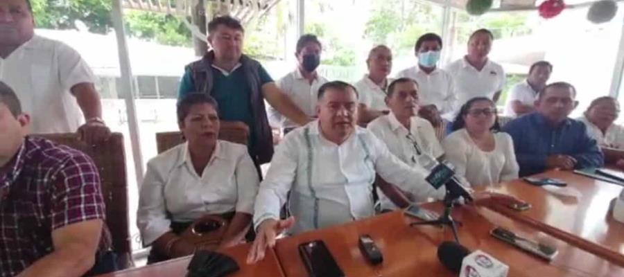 Rechazan pochimovilistas monopolio para adquirir unidades, como señala Gerardo Gaudiano