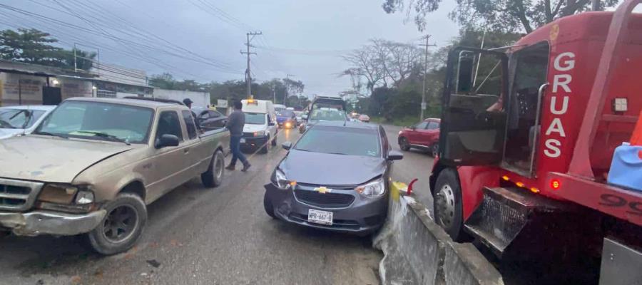 Mañana accidentada en la Nacajuca-Vhsa; se generan 2 choques