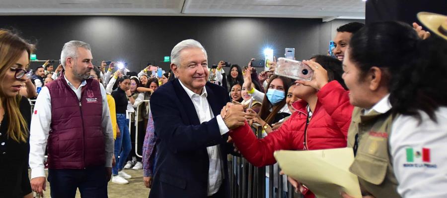 Se dispersarán 600 mmdp en apoyos de Bienestar en 2023, compromete AMLO