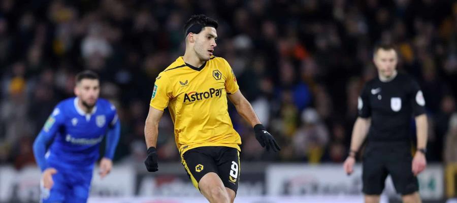 Raúl Jiménez y los Wolves golean 3-0 al Liverpool