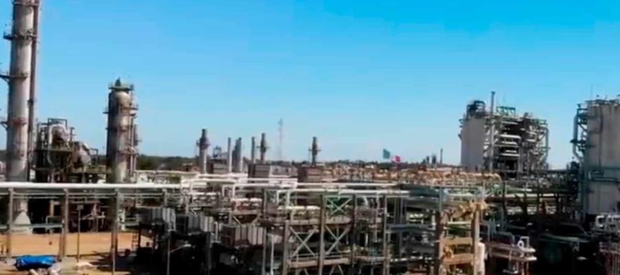 Revela Octavio Romero 2 proyectos en CD. Pemex, Macuspana Revela Octavio Romero 2 proyectos en CD. Pemex, Macuspana