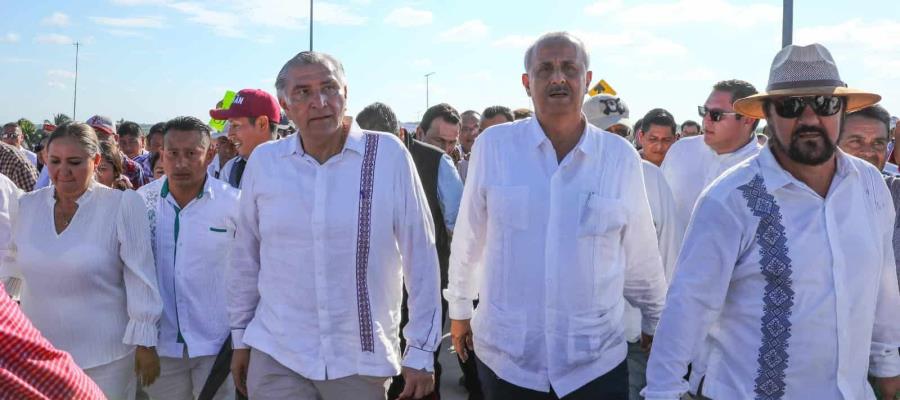 Analiza PRD Tabasco interponer denuncia contra gobernador Merino por estar “Agusto” 