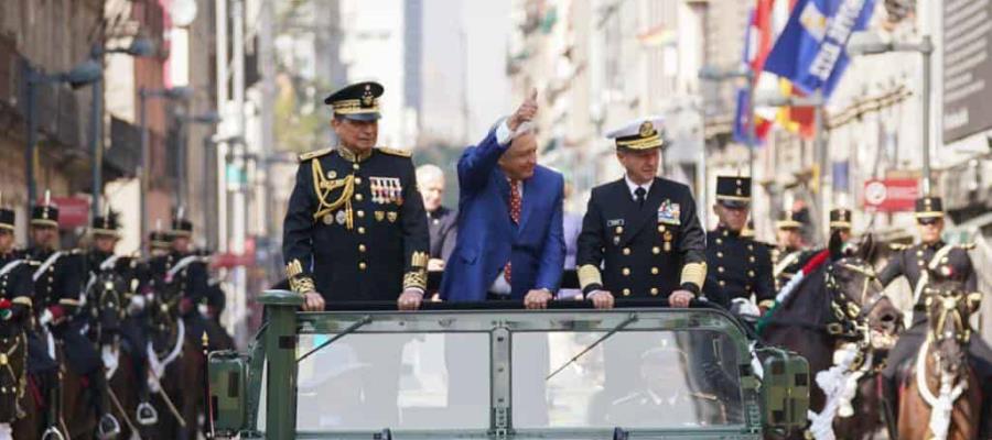 Conmemora AMLO el 110 aniversario de la Marcha de la Lealtad Conmemora AMLO el 110 aniversario de la Marcha de la Lealtad