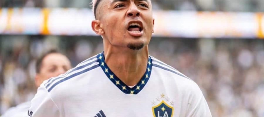 El mexicano Julián Araujo sí jugará con Barcelona