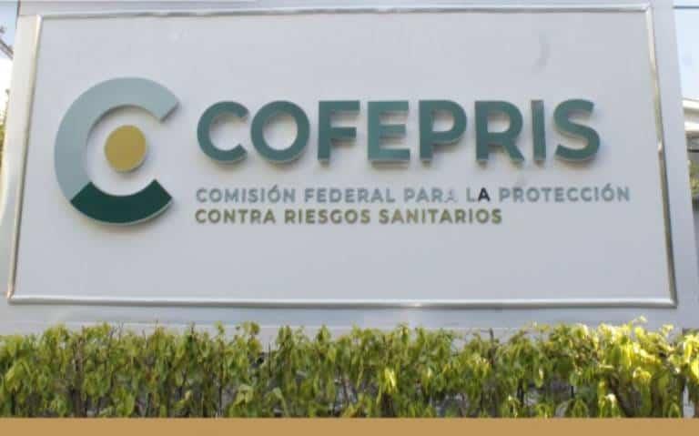 Cofepris detecta “red interna de corrupción”; destituye a 11 funcionarios
