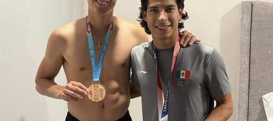 Mauro sale en defensa de su hermano Diego Lainez; está donde lo quieren, dice