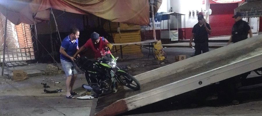 Fallece joven tras ser embestida por un automovilista en Cunduacán Fallece joven tras ser embestida por un automovilista en Cunduacán