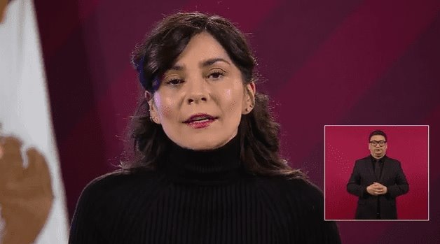 Exhiben a Gina Trujillo en Mañanera, por replicar mensaje donde aseguraban que Tesla no se instalaría en México