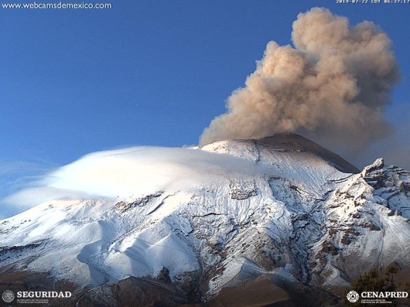 Reportan 127 exhalaciones del volcán Popocatépetl; alerta se encuentra en fase dos Reportan 127 exhalaciones del volcán Popocatépetl; alerta se encuentra en fase dos