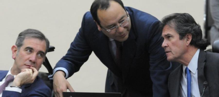 Se reincorpora Edmundo Jacobo como secretario ejecutivo del INE