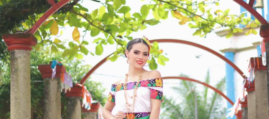 ¡La embajaduría! Regina del Águila visita el lugar que la vio crecer, Tecomajiaca, Teapa