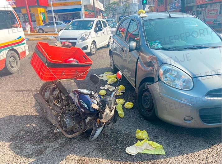 Arrollan a repartidor de tortillas en Paseo Tabasco; resulta lesionado 