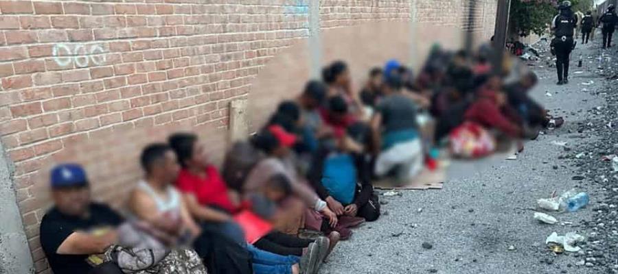 Aseguran a 61 migrantes en instalaciones de Ferromex en Torreón Aseguran a 61 migrantes en instalaciones de Ferromex en Torreón