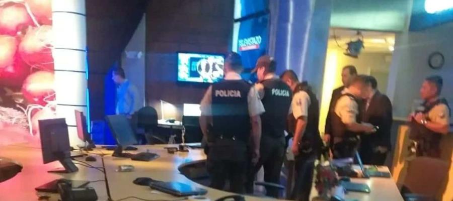 Envían sobres con explosivos a periodistas de Ecuador