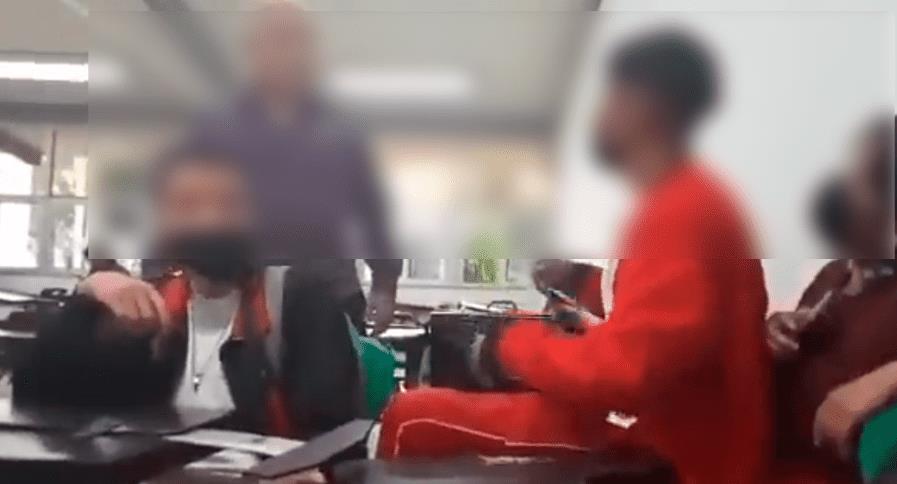Cesan a maestro de Hidalgo que fue captado amenazando a alumno con golpearlo Cesan a maestro de Hidalgo que fue captado amenazando a alumno con golpearlo