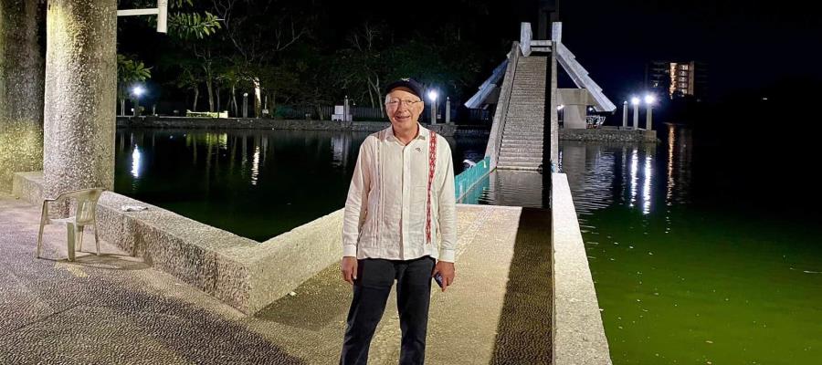 Visita Ken Salazar parque Tomás Garrido Canabal a su paso por Villahermosa