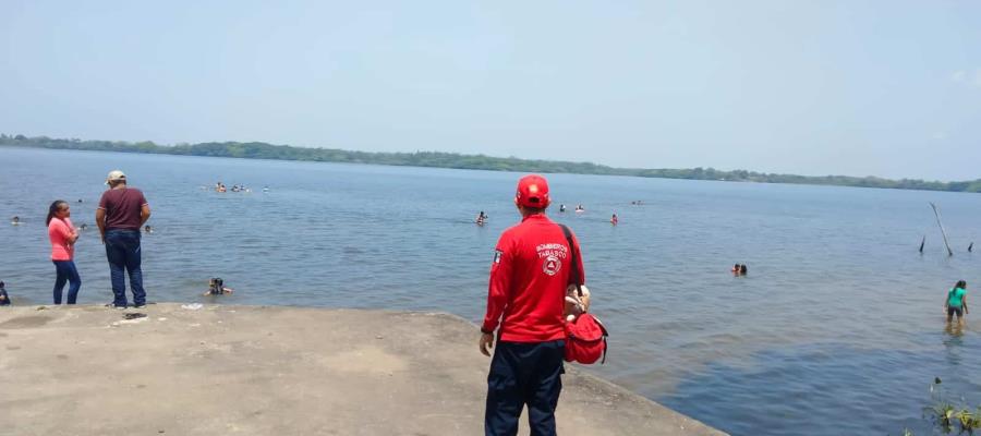 Dos hombres estuvieron cerca de ahogarse en Paraíso en primeros días de vacaciones Dos hombres estuvieron cerca de ahogarse en Paraíso en primeros días de vacaciones