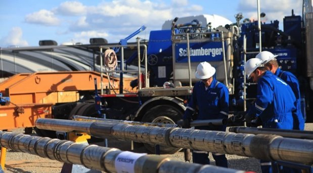 EE.UU. renueva licencia a empresas petroleras para preservar activos en Venezuela