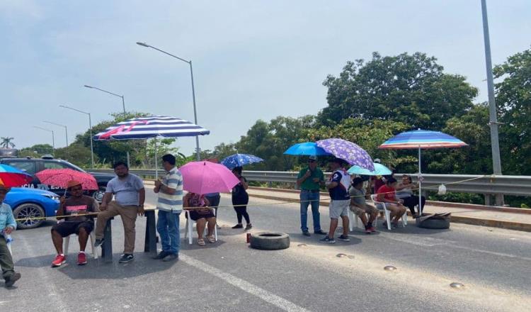 Cierran por 8 horas carretera a Luis Gil Pérez pidiendo pavimentación de calles