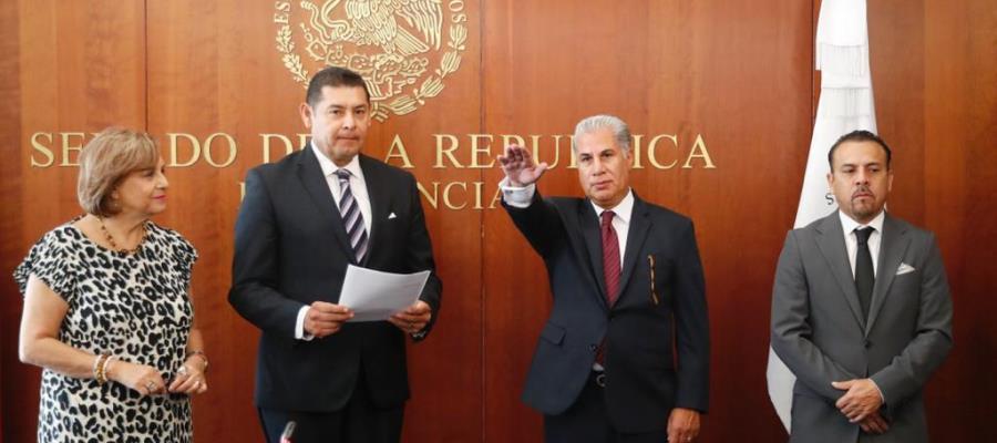 Toma protesta Rojas Díaz Durán como senador sustituto de Monreal Toma protesta Rojas Díaz Durán como senador sustituto de Monreal