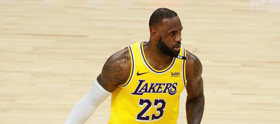 Lakers retirará el 23 de LeBron James aunque este no termine su carrera en el equipo