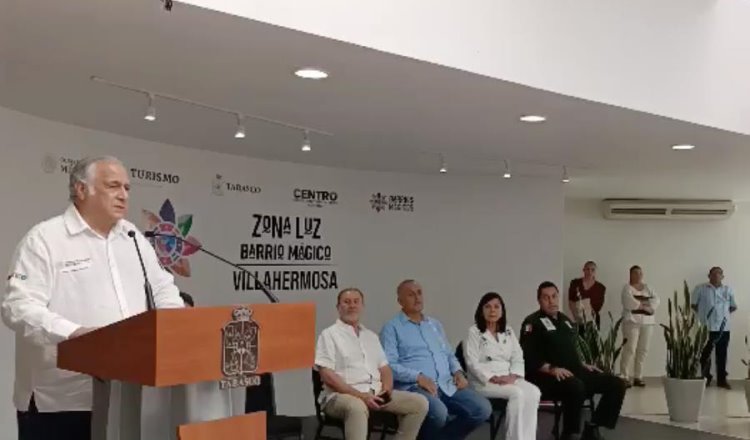 En México no hay cabida para políticos “agachones” y “vende patrias”: Torruco