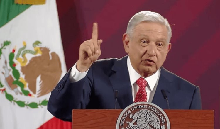 Fiscales no le rinden cuentas a nadie, se han convertido en el poder que tiene sometidos a otros poderes: AMLO