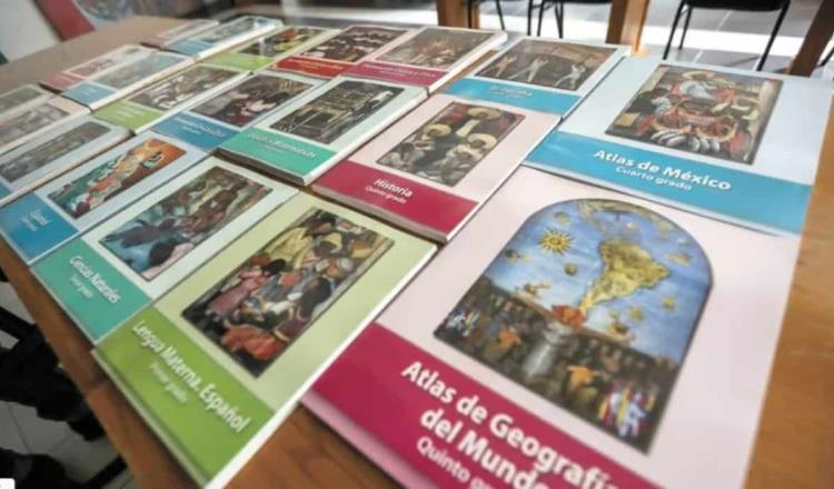 Nuevos libros de texto, no sólo tienen errores, promueven a candidatos de Morena: Fócil