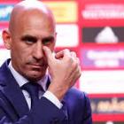 Santi Giménez se convirtió en el mejor jugador del Feyenoord en el mes de agosto Santi Giménez se convirtió en el mejor jugador del Feyenoord en el mes de agosto