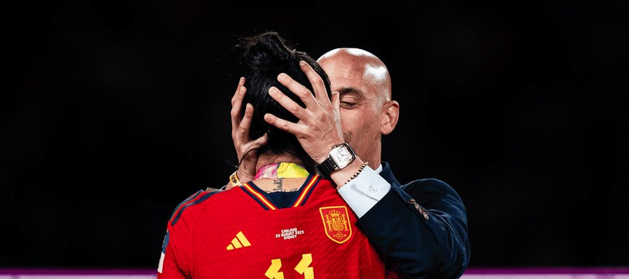 Presidente de UEFA cree que prensa exageró caso Rubiales y Jenni Hermoso