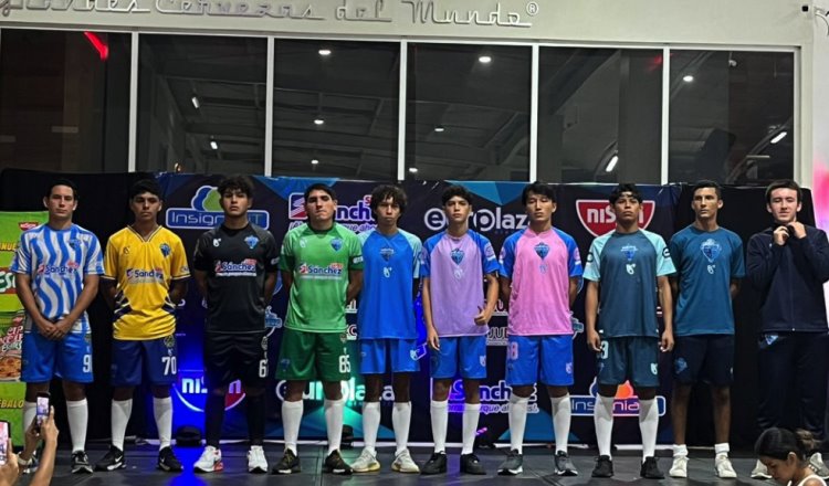 Deportivo Napoli Tabasco presenta uniformes para la temporada 2023-24 de la Liga TDP